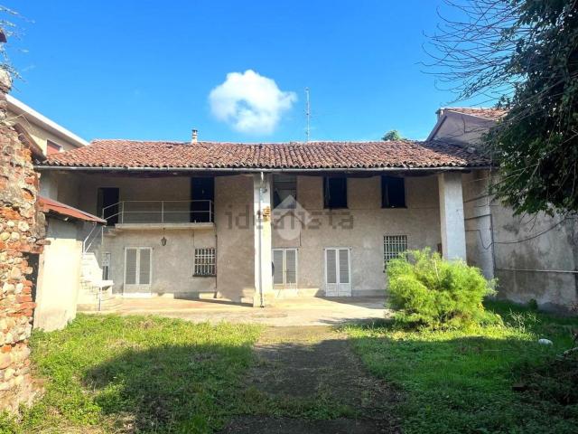 Rustico in vendita a Castrezzato, Lombardia