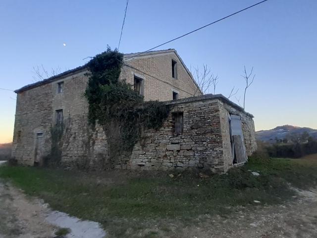 Rustico in vendita a Marche, Fermo