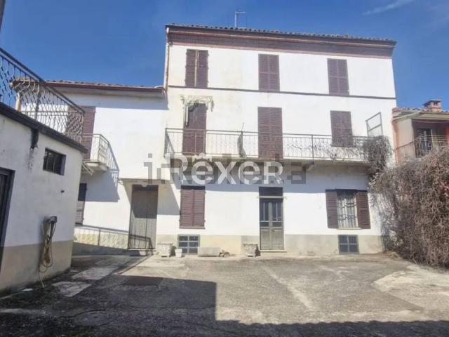 Rustico in vendita a Grana Monferrato, Asti