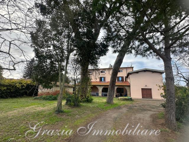 Rustico in vendita a Riparbella, Toscana