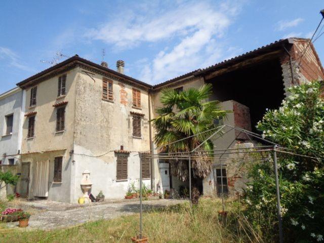 Rustico in vendita a Ziano Piacentino, Reggio Emilia