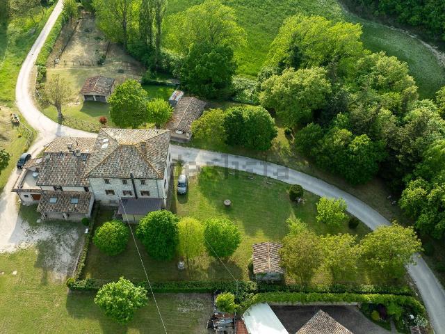 Rustico in vendita a Marche, Pesaro E Urbino