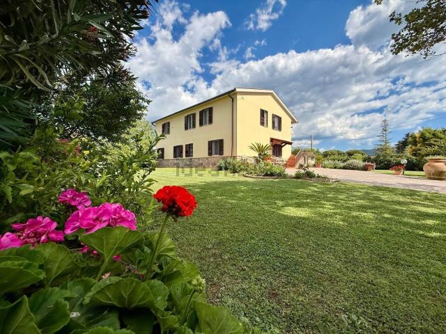 Rustico in vendita a Orbetello, Toscana