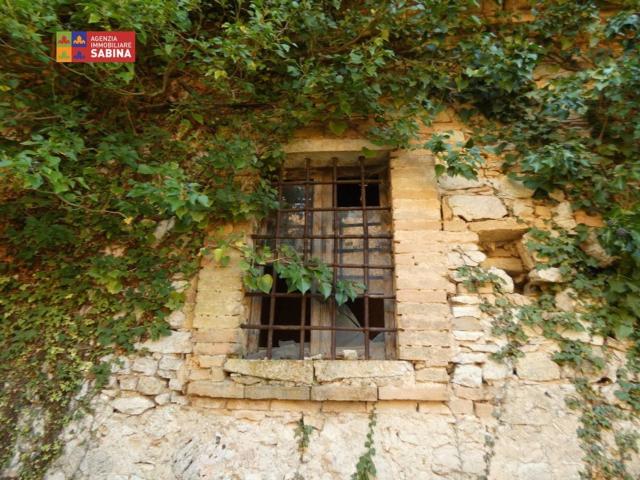 Rustico in vendita a Poggio Catino, Lazio