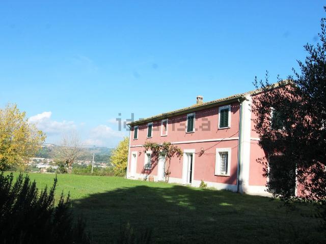 Rustico in vendita a Orciano di Pesaro, Pesaro e Urbino
