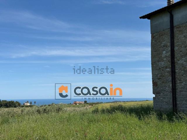 Rustico in vendita a Petrella, Marche