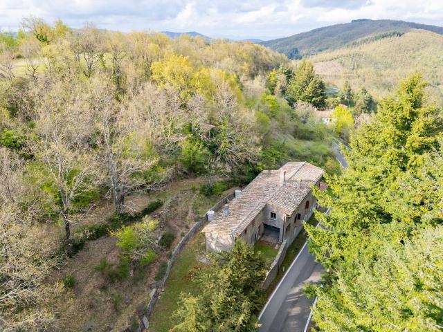 Rustico in vendita a Cortona, Arezzo