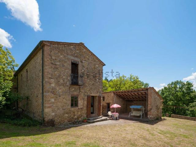 Rustico in vendita a Radicondoli, Toscana