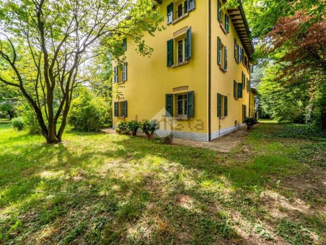 Rustico in vendita a Colline Matildiche, Re
