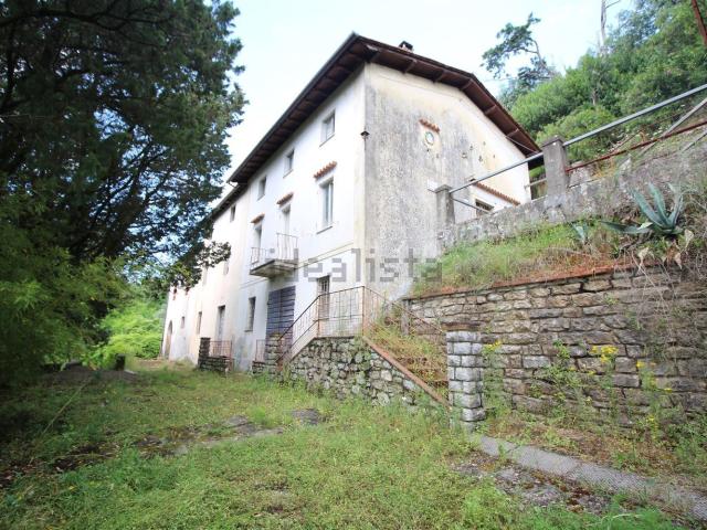 Rustico in vendita a Bagni Di Lucca Ponte, Toscana