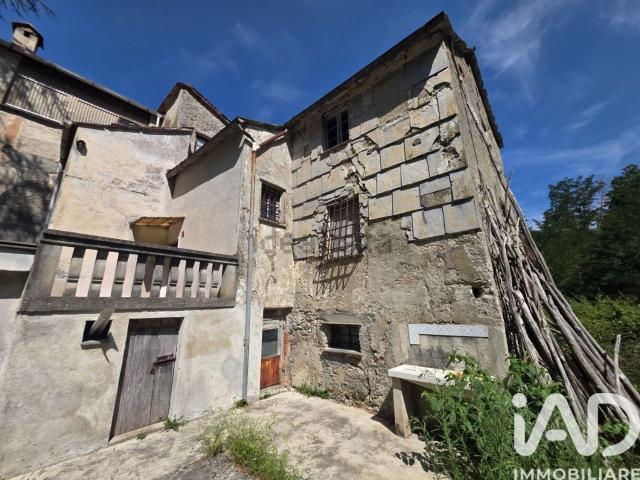 Rustico in vendita a Quiliano, Liguria