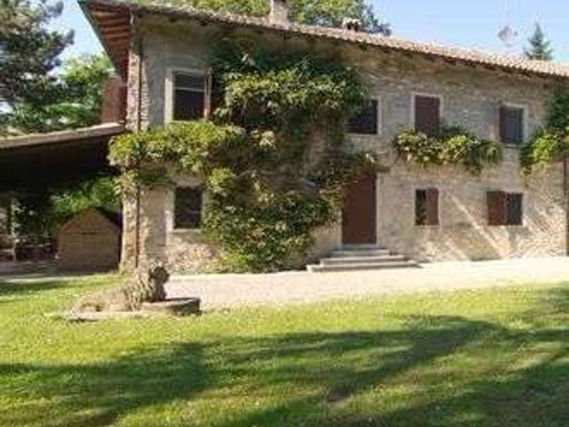 Rustico in vendita a Colline Matildiche, Re
