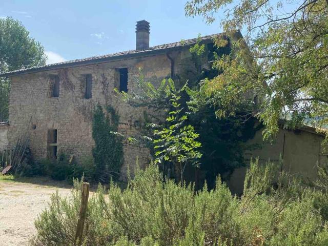 Rustico in vendita a Roncofreddo, Reggio Emilia