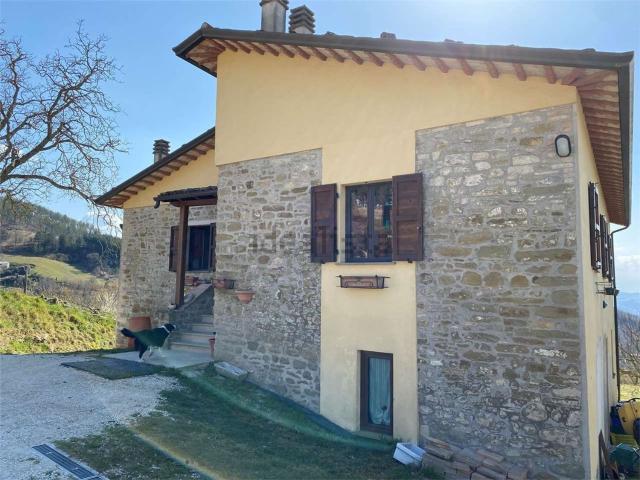 Rustico in vendita a Valfabbrica, Umbria