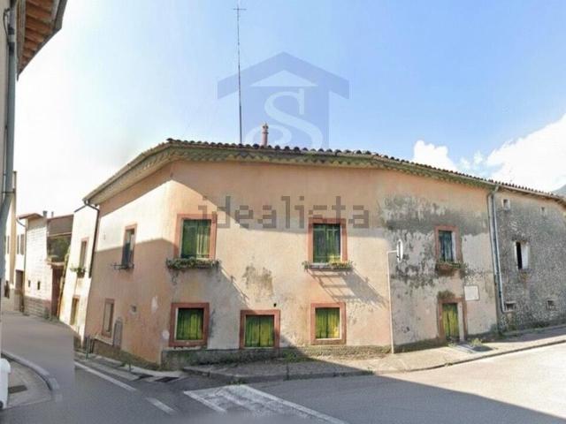 Rustico in vendita a Budoia, Friuli-Venezia Giulia