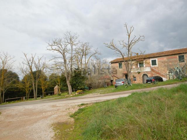 Rustico in vendita a Braccagni, Grosseto