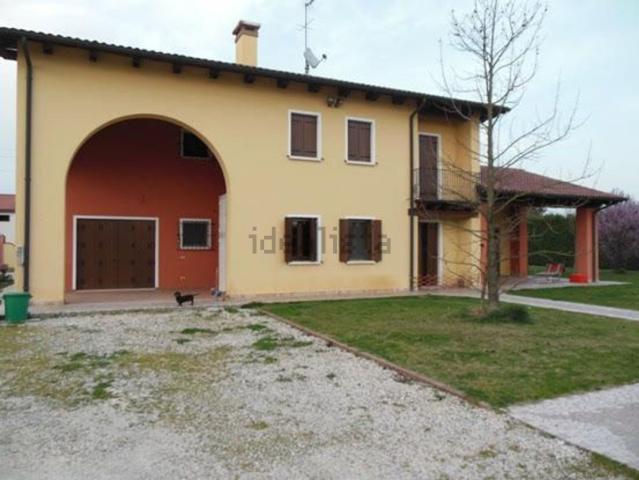 Rustico in vendita a Celegato, Mestrino