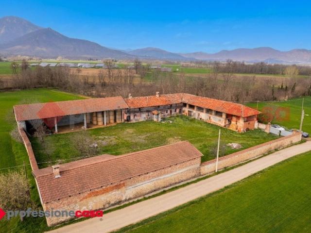 Rustico in vendita a Piemonte, Torino