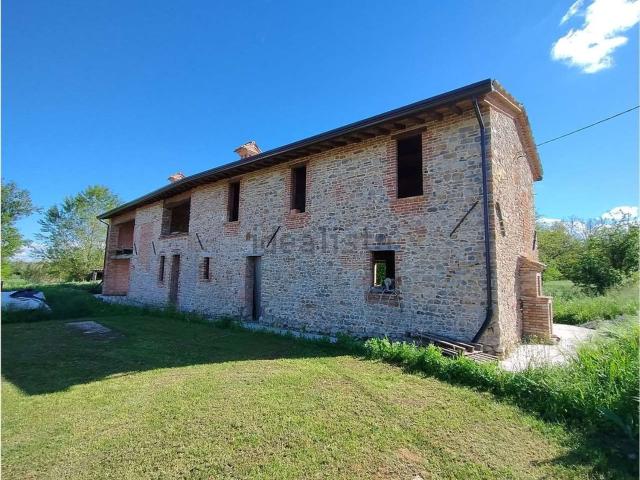 Rustico in vendita a San Lazzaro, Carpaneto Piacentino
