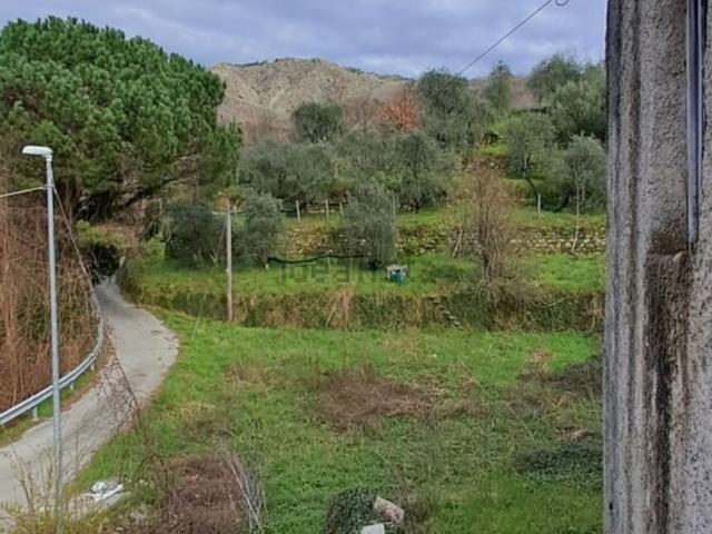 Rustico in vendita a Ne, Osti
