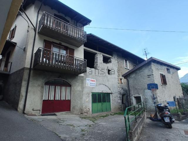 Rustico in vendita a Frai, Malonno