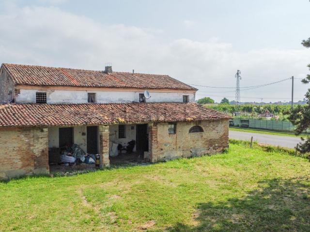 Rustico in vendita a Unione dei comuni Valle del Savio, Cesenà