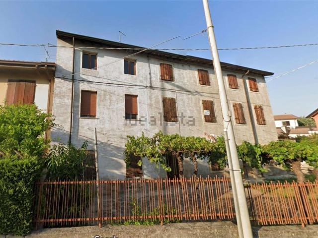 Rustico in vendita a Bardolino, Veneto
