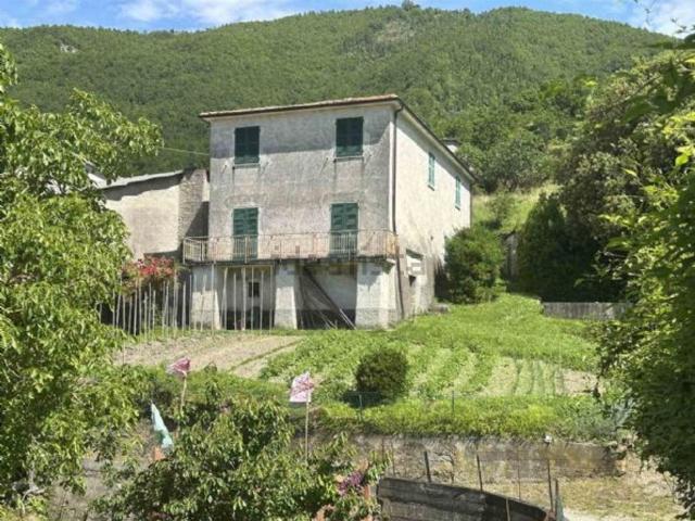 Rustico in vendita a Unione di comuni Montana Lunigiana, Fivizzano