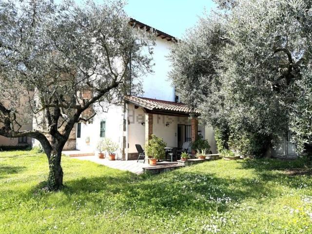 Rustico in vendita a Borgano, Lamporecchio
