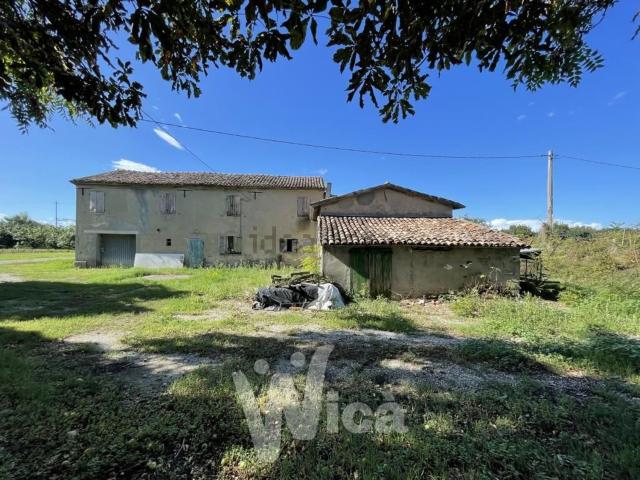 Rustico in vendita a Unione dei comuni Valle del Savio, Cesenà