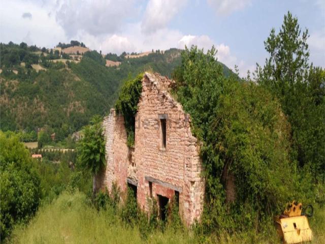 Rustico in vendita a Montione, Marche