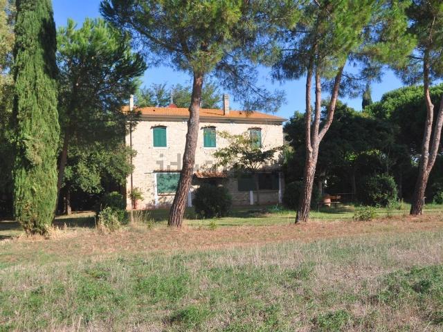 Rustico in vendita a Rosignano Marittimo, Toscana