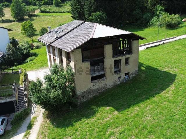 Rustico in vendita a Comunità della Valle di Sole, Pellizzano
