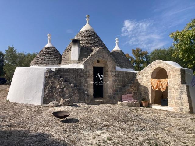 Rustico in vendita a Contrada Badessa, Ostuni