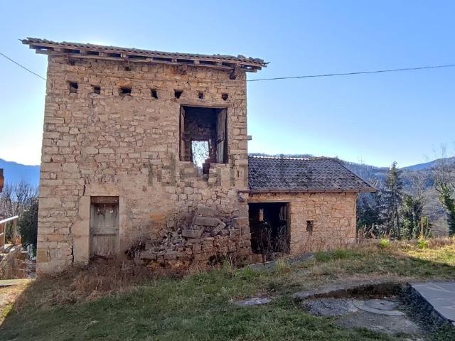 Rustico in vendita a Comunità Montana della Valle Brembana, Blello