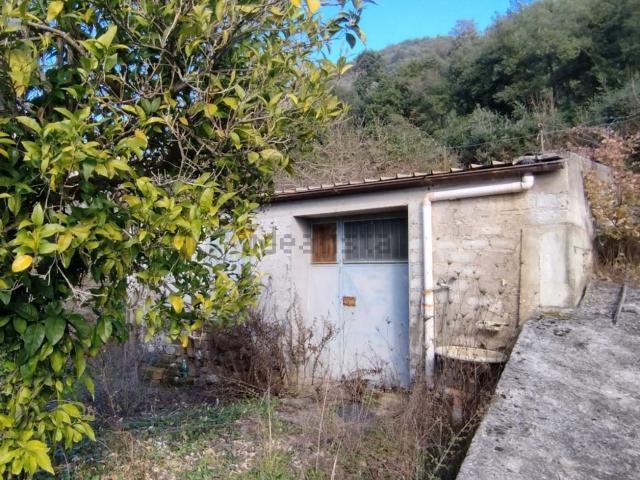 Rustico in vendita a Sant'elia Fiumerapido, Lazio