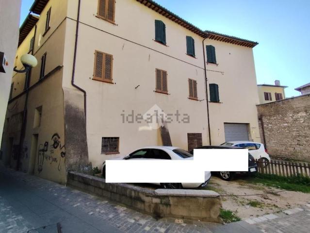 Rustico in vendita a Foligno, Umbria
