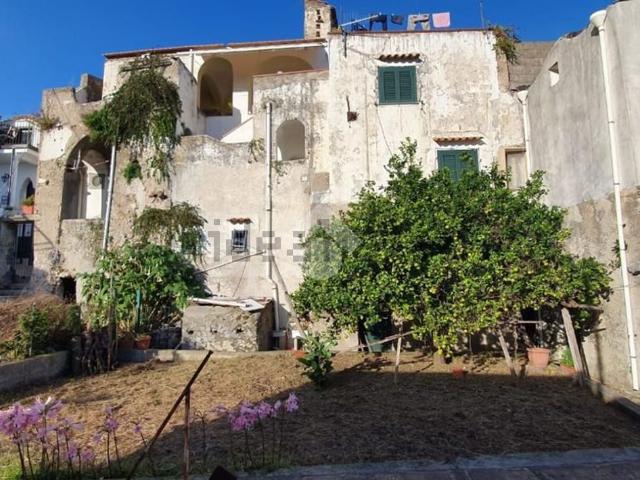 Rustico in vendita a Ravello, Campania