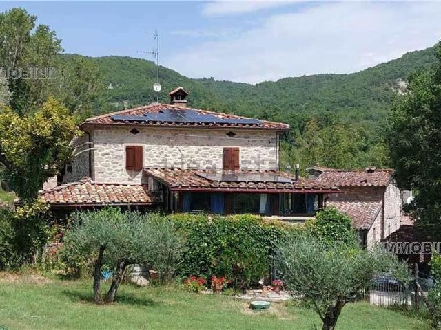 Rustico in vendita a Caprese Michelangelo, Toscana