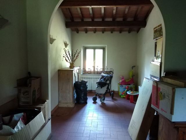 Rustico in vendita a Montevarchi, Toscana