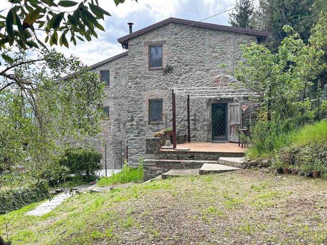 Rustico in vendita a Unione dei comuni Media Valle del Serchio, Barga