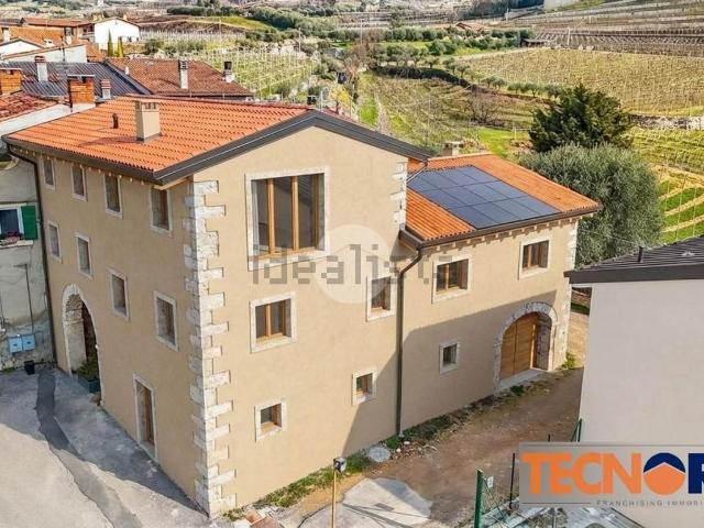 Rustico in vendita a Vigolo, Negrar