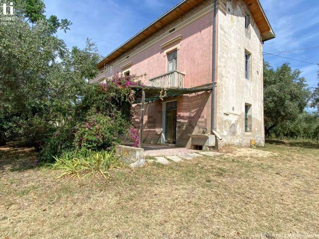 Rustico in vendita a Sant'Onofrio, Lanciano