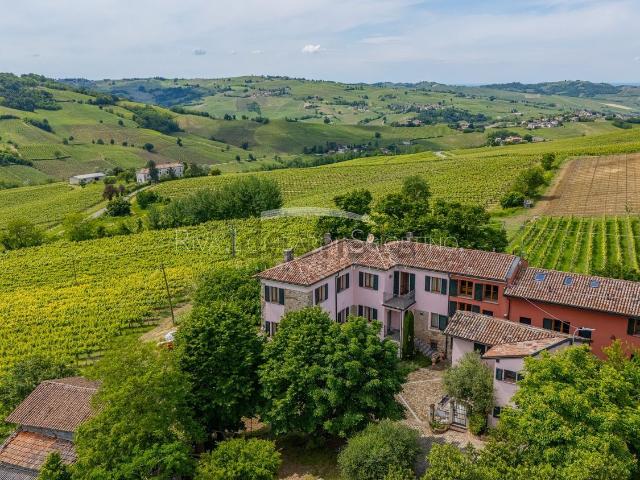 Rustico in vendita a Montecalvo Versiggia, Lombardia