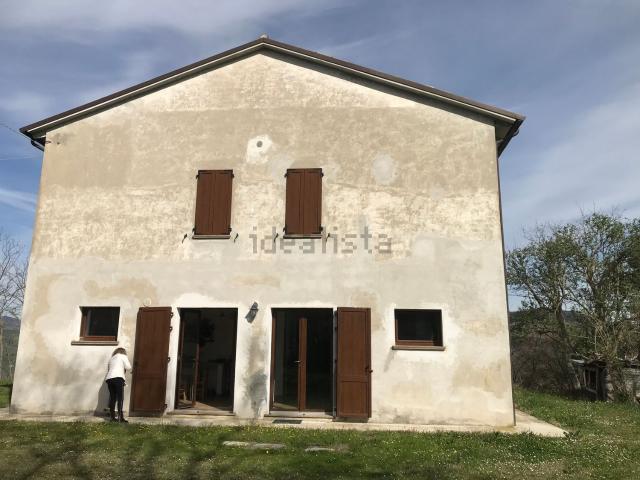 Rustico in vendita a Il Caldese, Urbino