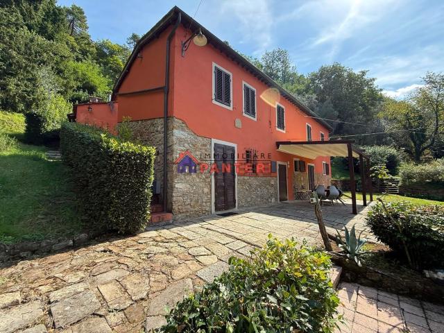 Rustico in vendita a Pietrabuona, Pescia
