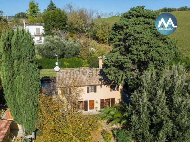 Rustico in vendita a Roncaglia, Pesaro