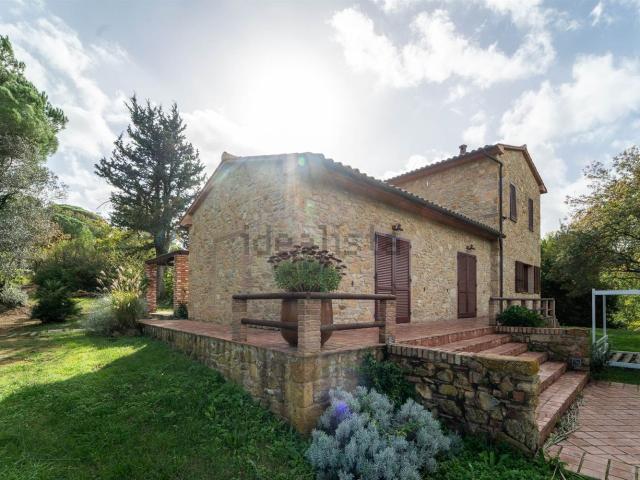 Rustico in vendita a Montescudaio, Toscana