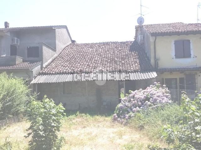 Rustico in vendita a Solarolo Rainerio, Lombardia