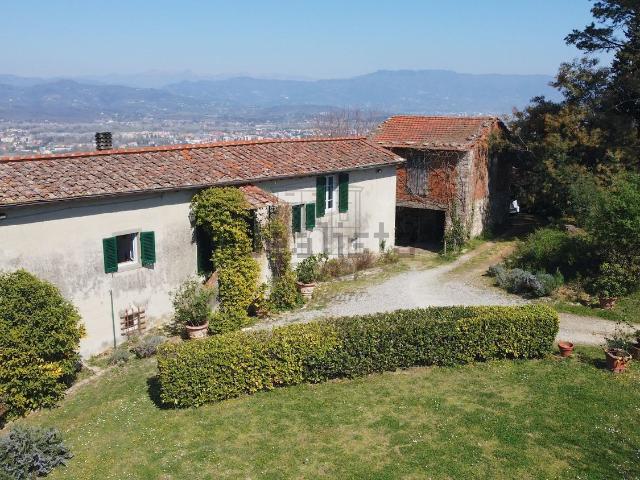 Rustico in vendita a Lucca